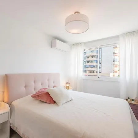 Front Line In Appartement *